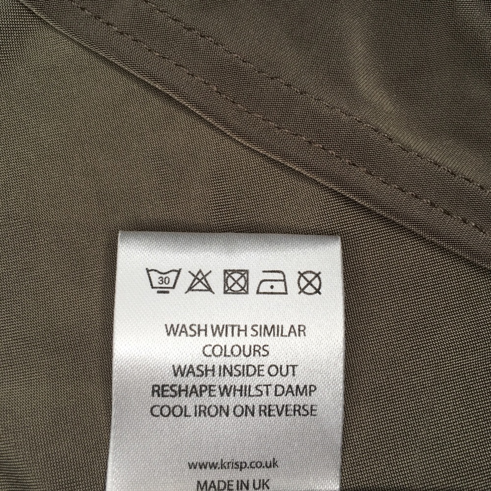 ❤️Mocha front knot sleeveless, dressy top NWOT - Picture 9 of 10